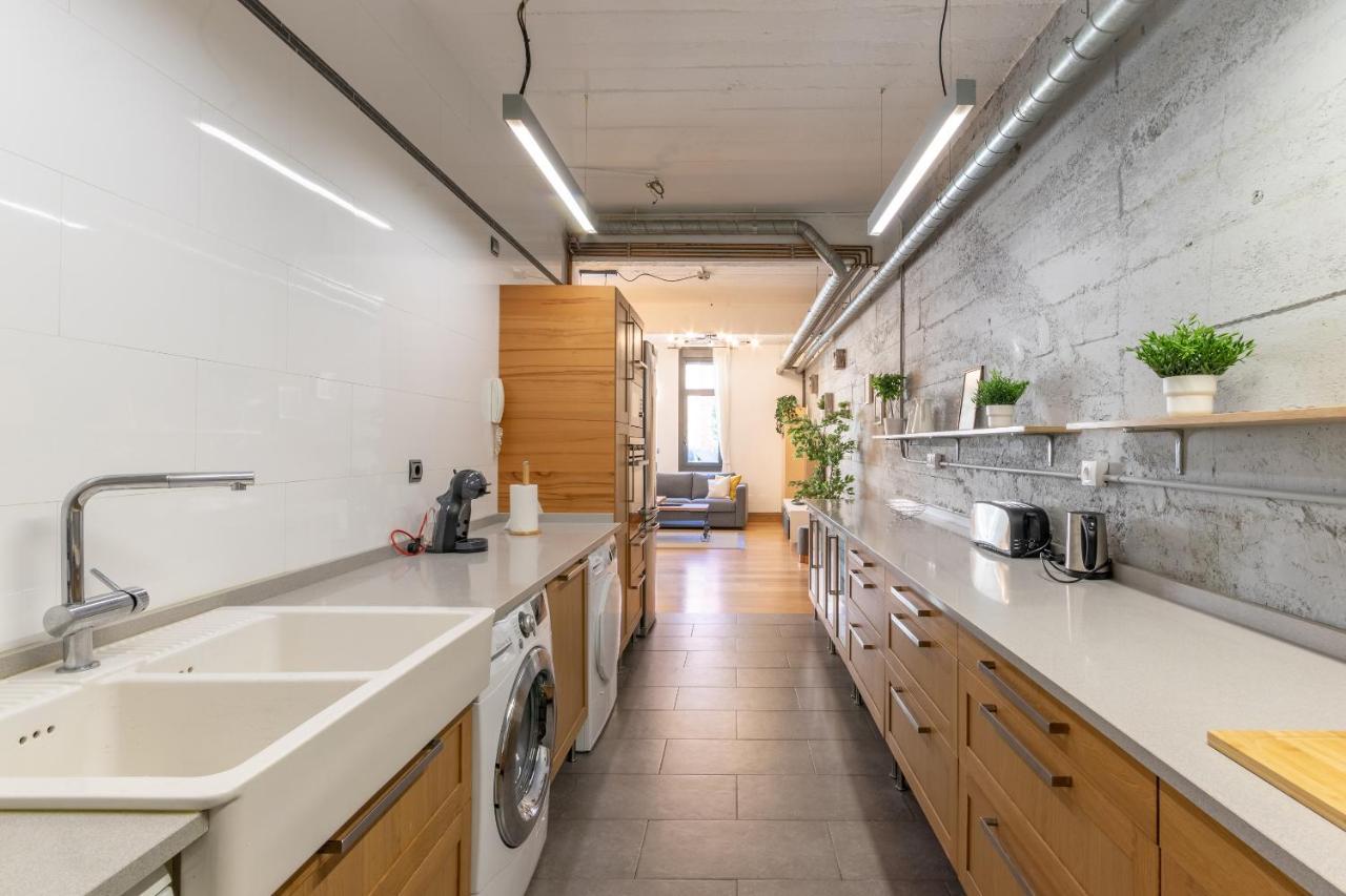 New! Lovely 3-Bedroom Loft In Bilbao Exterior foto